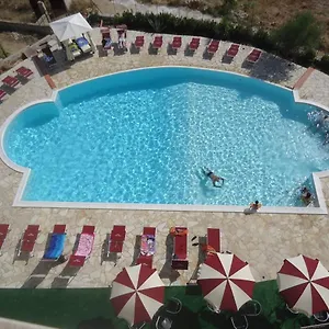 Grand Sofia 4*, Noto Italie